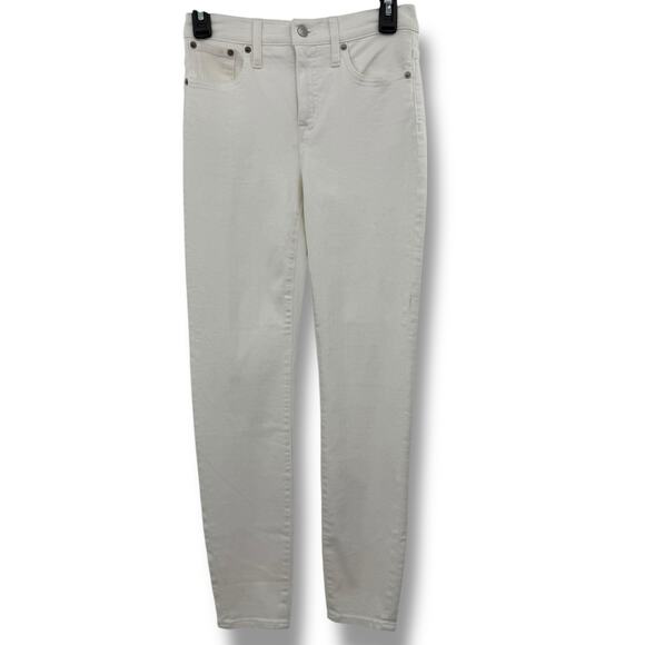 J. Crew Denim - NEW J. Crew White Skinny Jeans Size 26 9" Mid-Rise Signature Stretch Pants